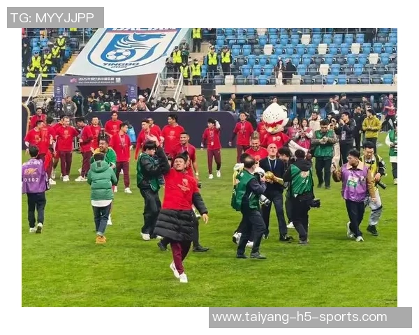 加布里埃尔重返海港签约两年有望赶上亚冠报名或将穿上11号战袍 加布里埃尔重返海港签约两年有望赶上亚冠报名或将穿上11号战袍